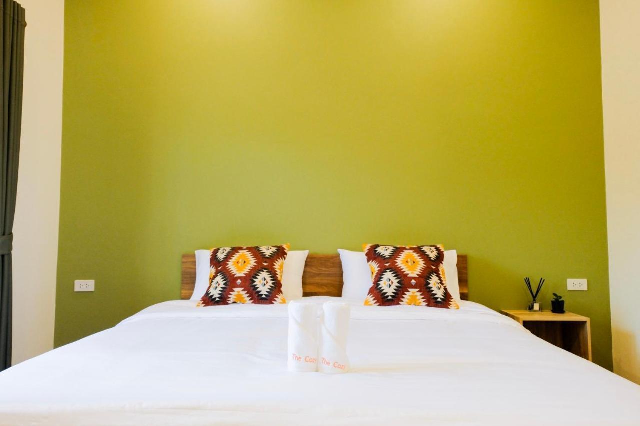 The Cozy Hotel Фетчабури Екстериор снимка